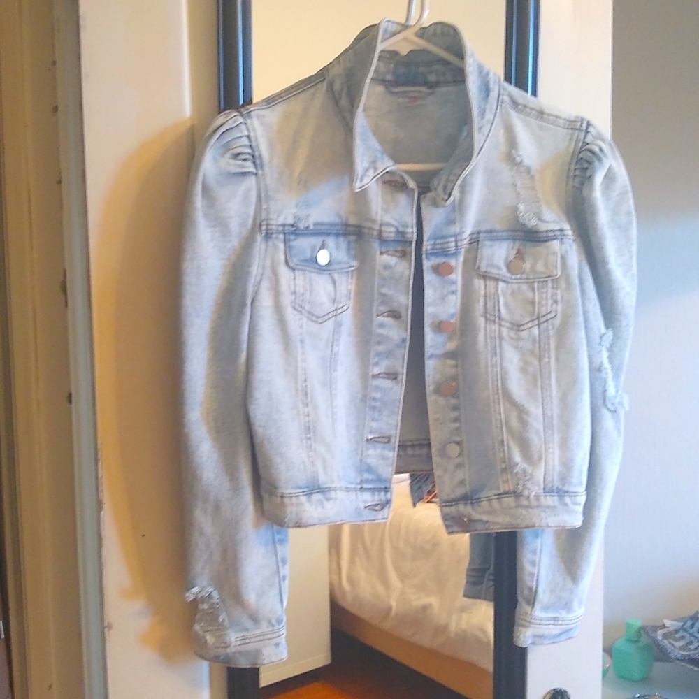 Walmart Brand Puff Sleeve Light Denim Jacket Size Small